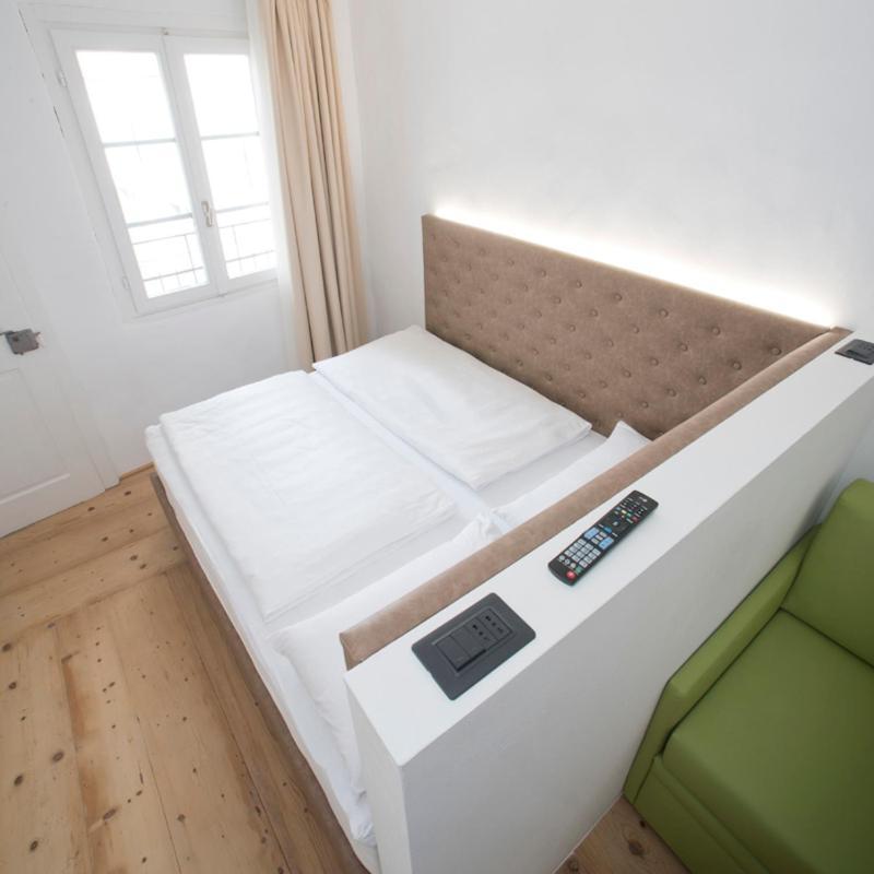 Sir Thomas Bed And More Bozen Exterior foto